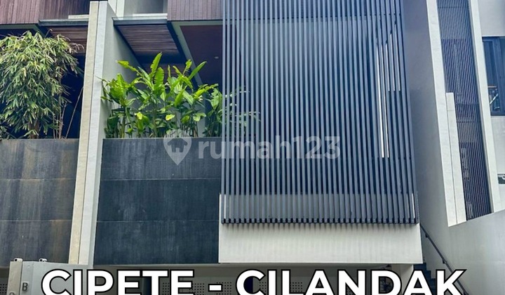 Dijual Townhouse Modern Cipete – 3 Lantai, 3kt, Pool, Dekat Mrt & Sekolah Prancis