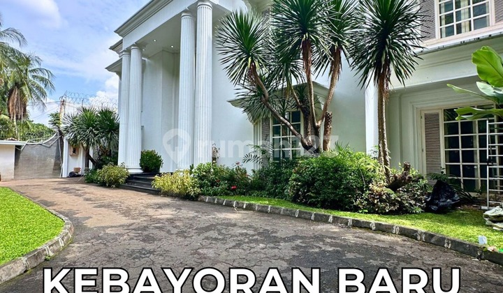 Luxury House for Sale in Sriwijaya, Selong – Senopati, Kebayoran Baru, 6+3 Bedrooms, Pool, IDR 165 Billion Luxury House for Sale in Sriwijaya, Selong – Senopati, Kebayoran Baru, 6+3 Bedrooms, Pool, IDR 165 Billion