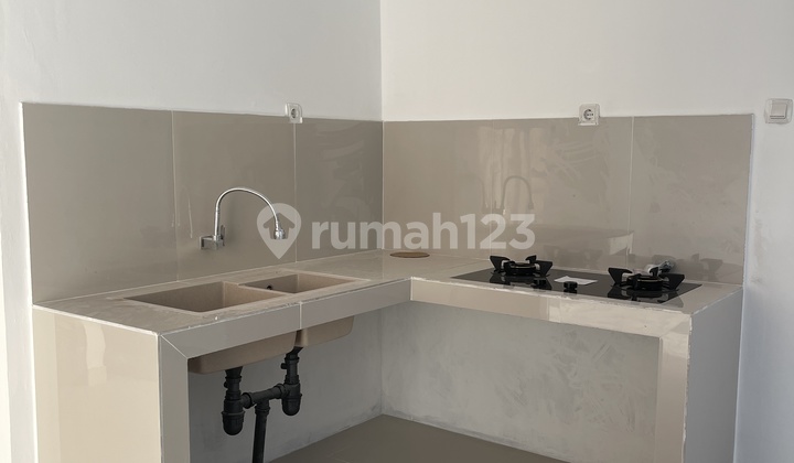 12 Bedroom Boarding House with 12 Bathrooms in Tembalang, Semarang 2