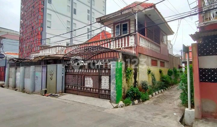 &lt;10 minutes to Gajah Mada St, Land 335m² Suitable for Boarding House 1