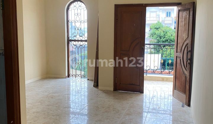 3lt Best!! 4,7x20 Rumah Krukut Dekat Jl Gajah Mada 2