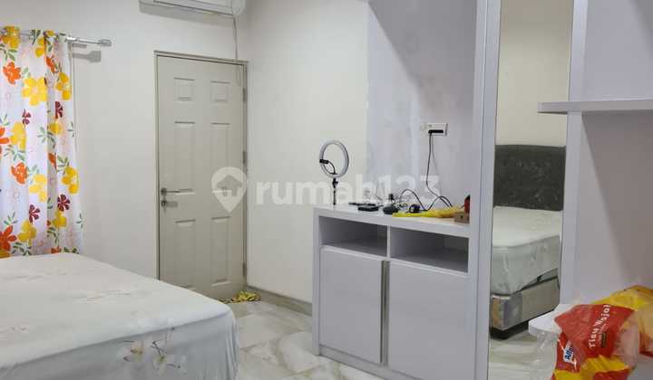 4x13 Nice House 3½ Floors by the Road Tanah Sereal Tambora