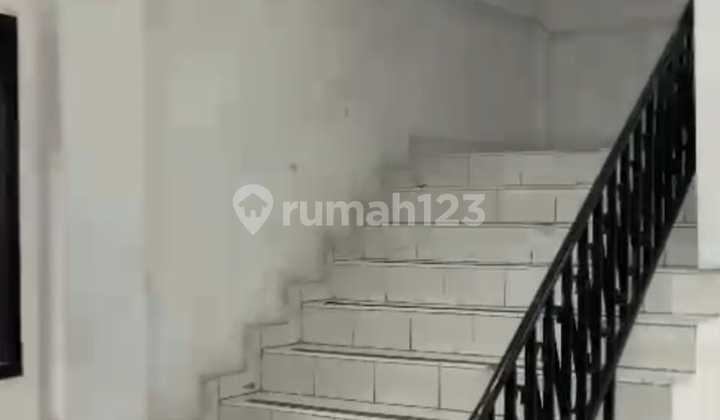 2½ Lt Rumah Usaha 1350m² Dekat Jl Gajah Mada 2