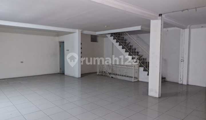 Rumah 7x15 Plong 2½ Lantai 300m Ke Halte Trans Hayam Wuruk Rumah 7x15 Plong 2½ Lantai 300m Ke Halte Trans Hayam Wuruk