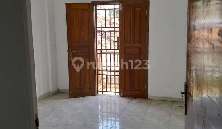 3,5x17 Rumah Usaha 4lt Plong Dekat Itc Roxy Mas Biak Tomang Raya