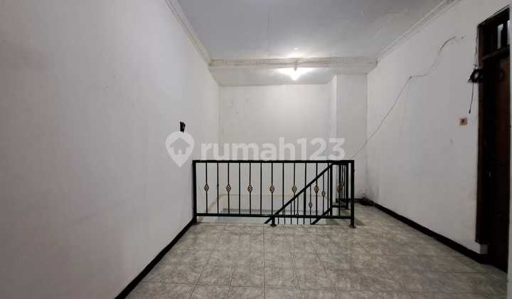 Bagus 6x7 3lt Rumah Di Pekapuran Tambora Row 2mobil 2