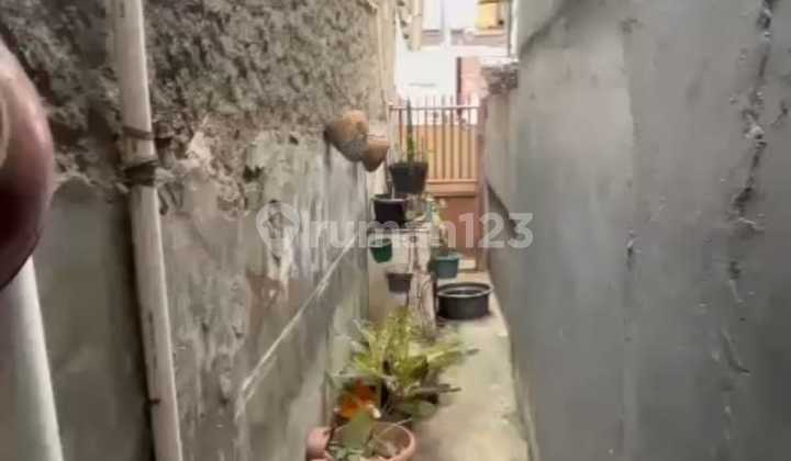 243m² Rumah Bentuk L Di Pekojan Pejagalan Dekat Ke Bandengan