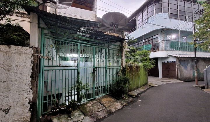 4x18 Commercial House +- 50m to KH Moh Mansyur 3 Floors