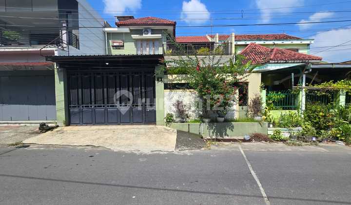 Strategic 2-Story Houses in Jebres, Central Solo City
