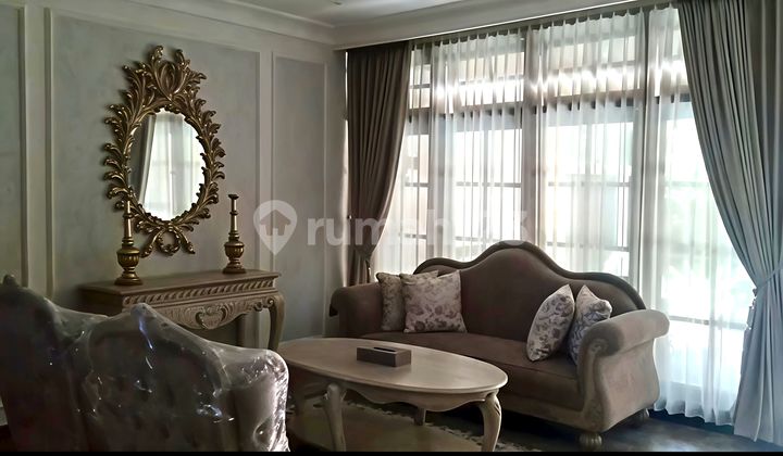 Rumah 2 Lantai Mewah Dan Besar Lokasi Strategis Pinggir Jalan Pusat Kota Solo Pemukiman Padat Penduduk 2