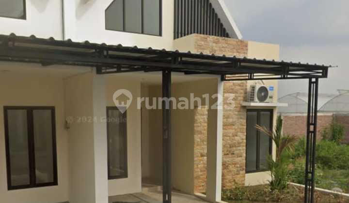 Rumah Bagus di Cluster Colomadu Solo
