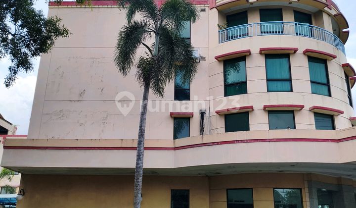 Hotel in the Center of Solo City Very Strategic Icon of Solo City