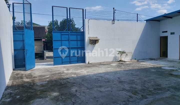 Ready-to-Use Warehouse and Office in Jaten, Karanganyar
