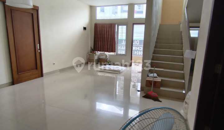 Rumah Di Pasar Kliwon Solo