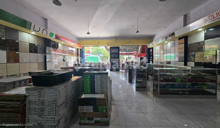 Ceramic Shop Ruko Already Running with Many Customers in Sragen City Center 2