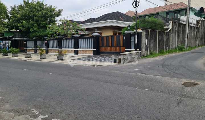 Rumah Mewah di Lokasi Strategis Aman Nyaman di Lokasi Tengah Kota Solo 1