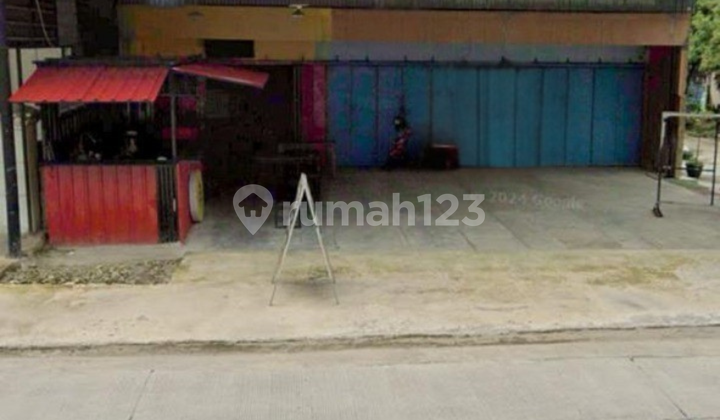 Buy a House Get 3 Strategic Shop Blocks Bonus by the Highway. 1