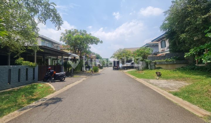 1.5-story house. Sturdy, Good, Strategic Location in Dukuh Bekasi. 2