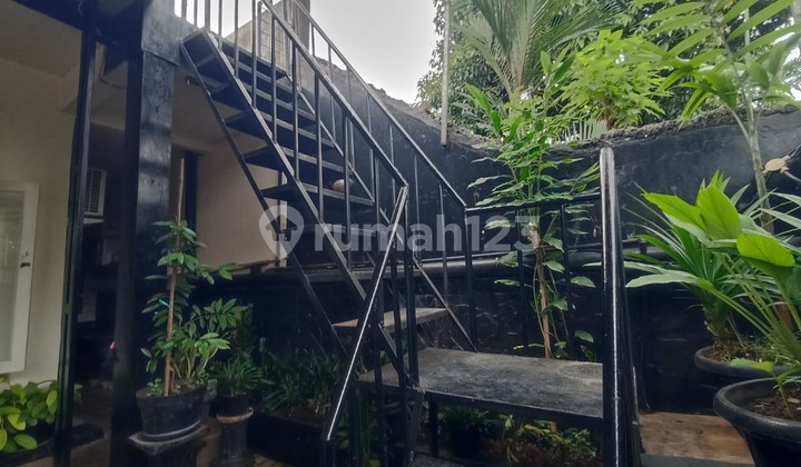 3-Storey House, Excellent Strategic Location in Puri Cinere 2