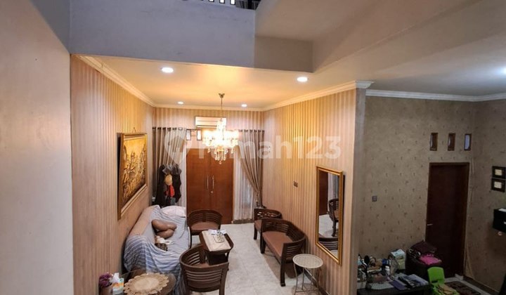 2-Story Cluster House. Excellent Flood-Free Strategic Location in Jatimulya 2