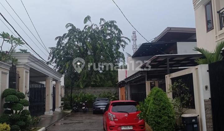 2-Story Sturdy & Luxurious Flood-Free House in Galaxy Garden, Bekasi City 2