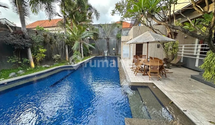 Promising Investment! Semi-Villa House in a Developing Area Promising Investment! Semi-Villa House in a Developing Area