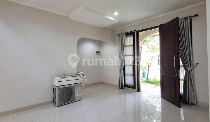 Rumah di Cluster Vivacia The Eminent Bsd, Tangerang Selatan