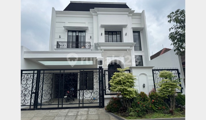 Dijual Rumah Mewah Strategis 2 Lantai di Gading Serpong, Tangerang 1