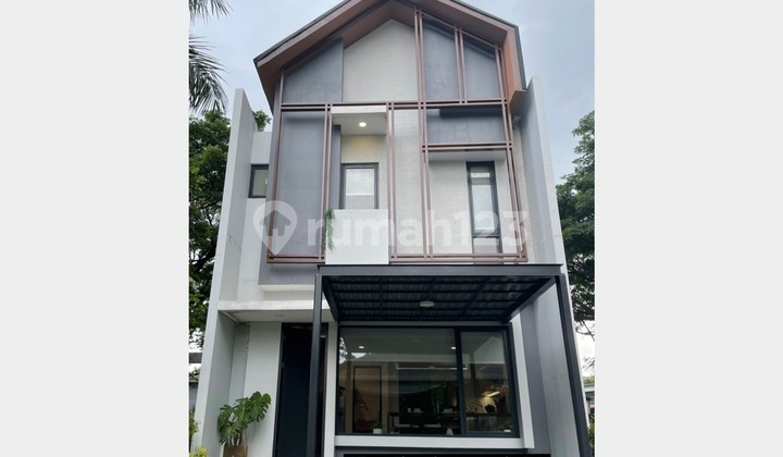Dijual Rumah 2 Lantai Strategis di Cluster Yuthica Bsd City, Tangerang Selatan
