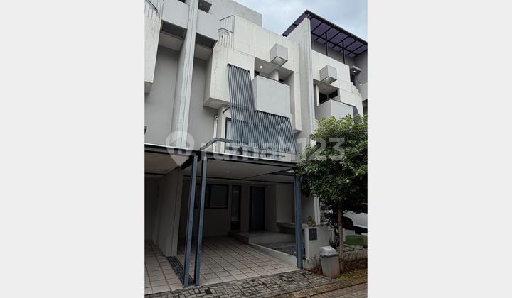 For Sale 2-Story Furnished House at Invesihaus Tabebuya BSD, South Tangerang For Sale 2-Story Furnished House at Invesihaus Tabebuya BSD, South Tangerang