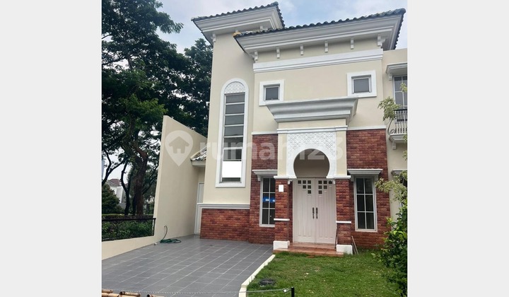 For Sale 2-Story House with Hook Position in Alicante Cluster, Gading Serpong, Tangerang