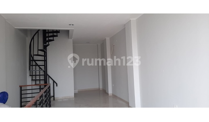 For Rent: Estrela Banjar Wijaya Shop House, Tangerang For Rent: Estrela Banjar Wijaya Shop House, Tangerang