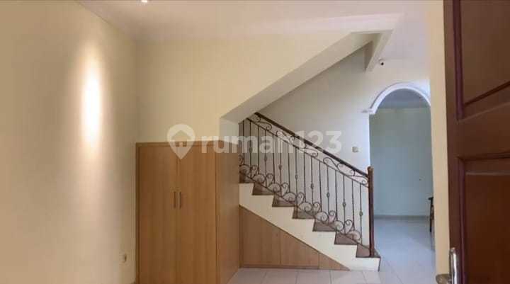 Dijual Rumah 2,5 Lantai di Sektor 7A Gading Serpong, Tangerang 2