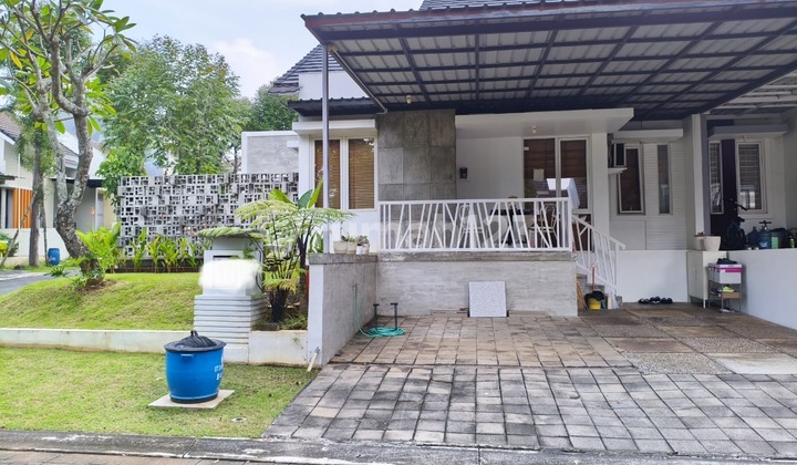 Rumah Hook Semi Furnish Baru Renov Siap Huni Graha Taman Pelangi Citraland Bsb 2