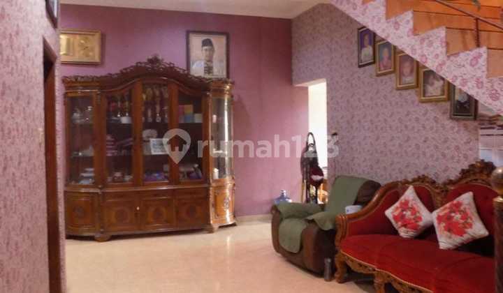 Ready-to-Occupy House with SHM Near Krapyak Toll Exit 2