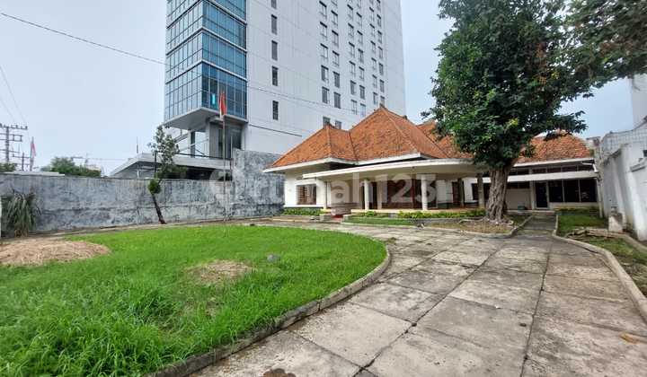 Rumah Tengah Kota 4 Menit Simpang Lima Cocok Hunian/ Ruang Usaha 2