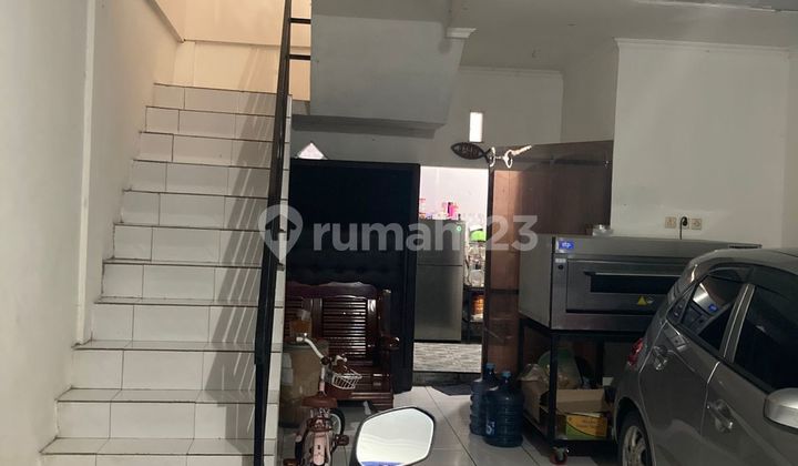 Ruko Siap Pakai Cocok Bisnis Bebas Banjir 2