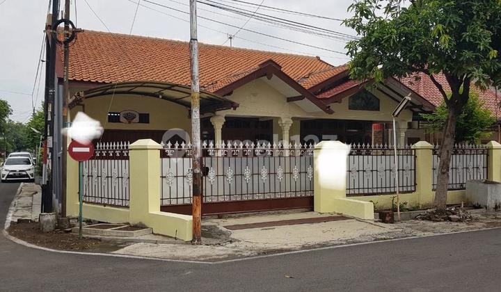 Rumah Sewa Full Furnish Nyaman Lamper 3 Menit Javamall 1