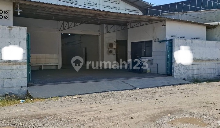 New Renovated Warehouse Ready to Use Flood-Free Near Tanjungmas Port 2