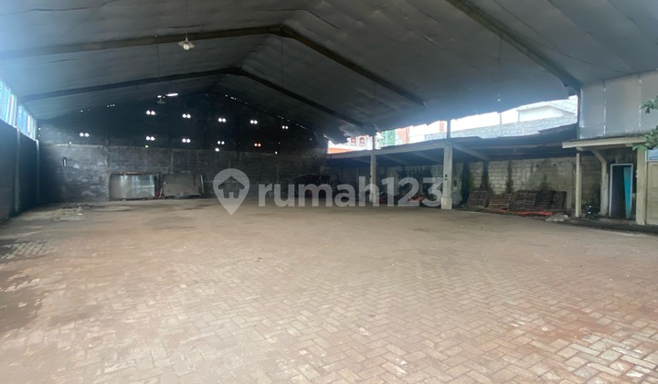 Tanah Ada Bangunan Ex Gudang Suratmo Cocok Hunian/ Usaha 2