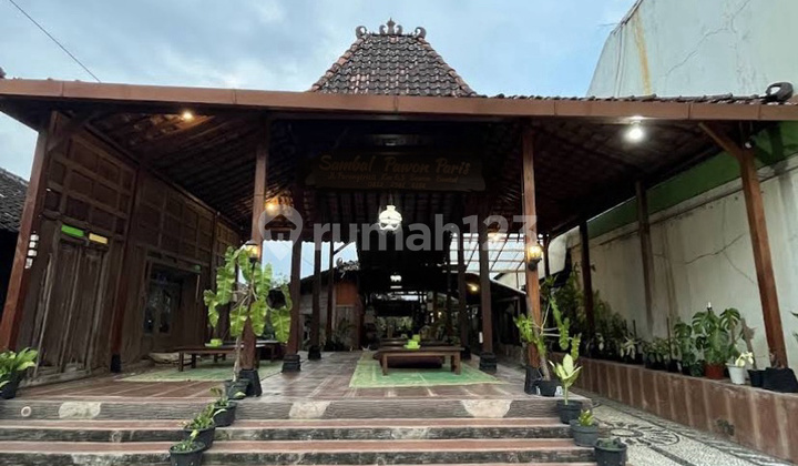 Business Space Suitable for Resto/ Business etc. Near Campus Full Contents Business Space Suitable for Resto/ Business etc. Near Campus Full Contents