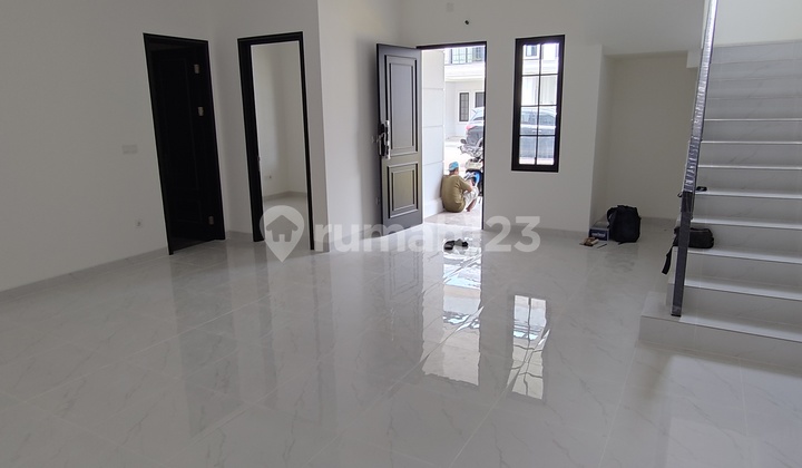 Disewakan Rumah Villa Pasir Putih Pik2 8 X 15