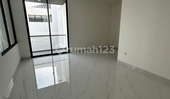 Disewakan Rumah Pik2 Villa Pasir Putih 10 X 20 Hoek 2