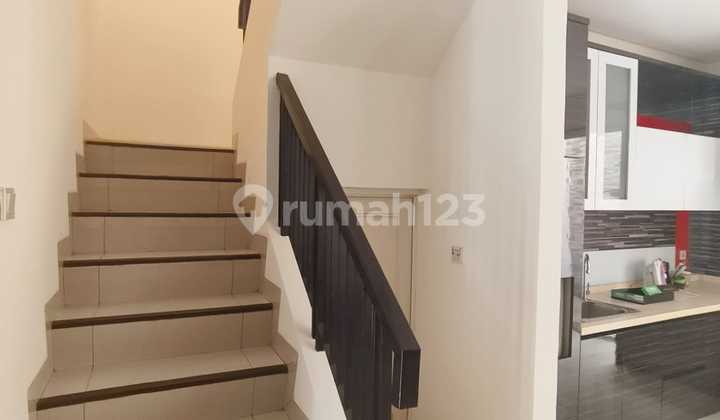 Dijual rumah 2 lt di puri mansion, jakbar 2