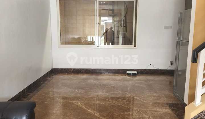 Dijual rumah 2 lt di puri mansion, jakbar 2
