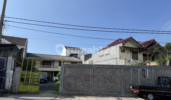 Dijual Kantor/gudang di pinggir jalan raya kedoya