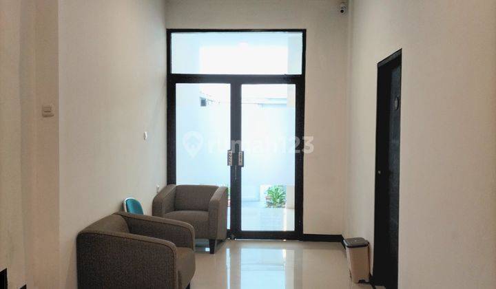 Disewakan Ruang Usaha Dan Tempat Kos 2 Lantai Di Cihampelas Bandung 2