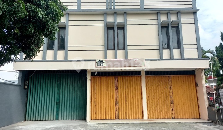 12x7 Terraced Shop House, Strategic Location on Main Road, West Bekasi, SHM