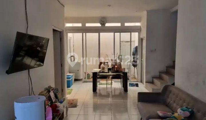 Ready-to-Occupy House in Jakasampurna West Bekasi Semi-Furnished SHM 2