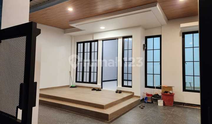 Ready-to-Occupy House in Harapan Indah Ifolia Bekasi Semi-Furnished with SHM 2